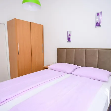 Franco Apartman *